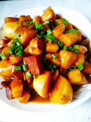 土豆烧肉放不放生姜和大蒜-图3